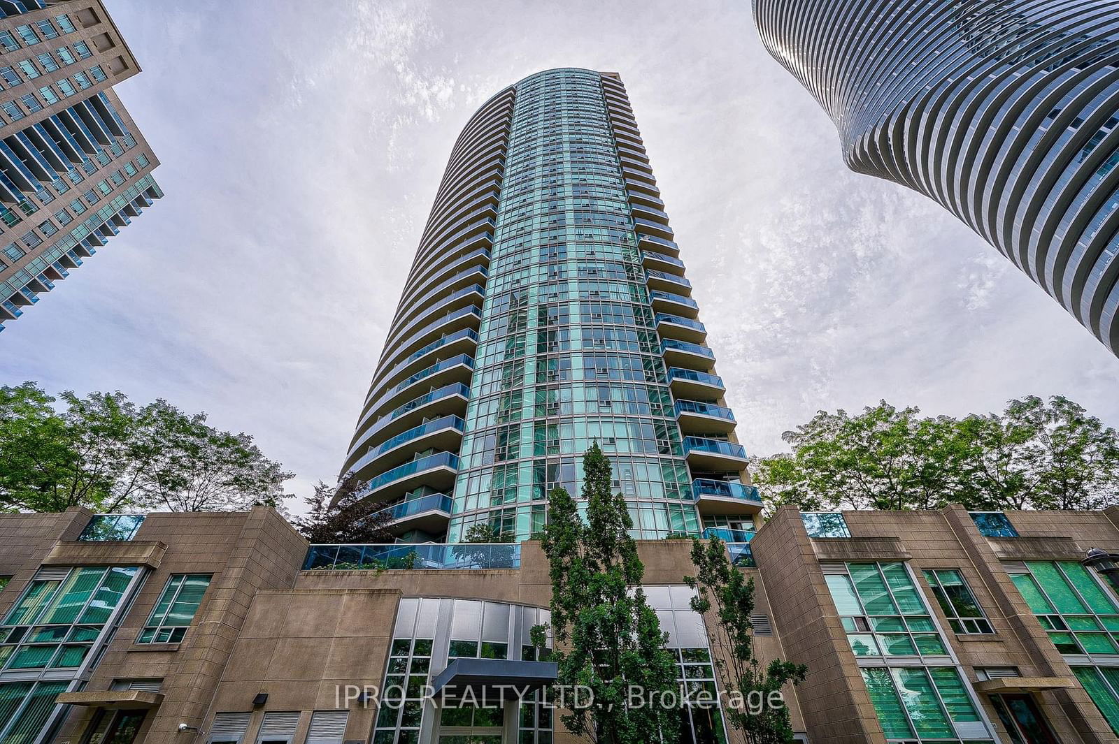 70 Absolute Ave, unit 2201 for rent - image #1