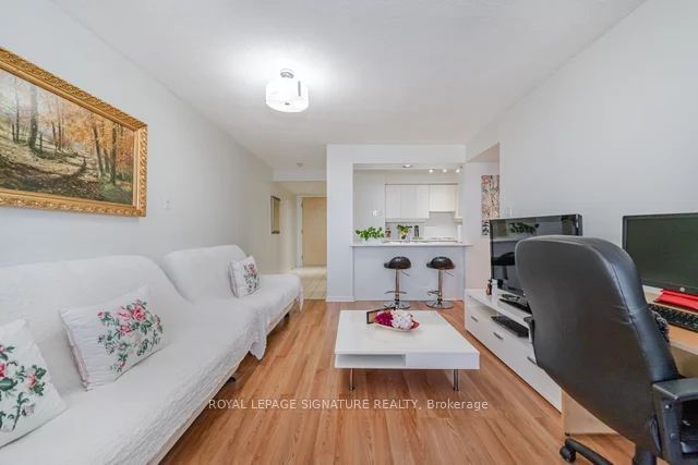 50 Eglinton Ave, unit 904 for sale - image #16