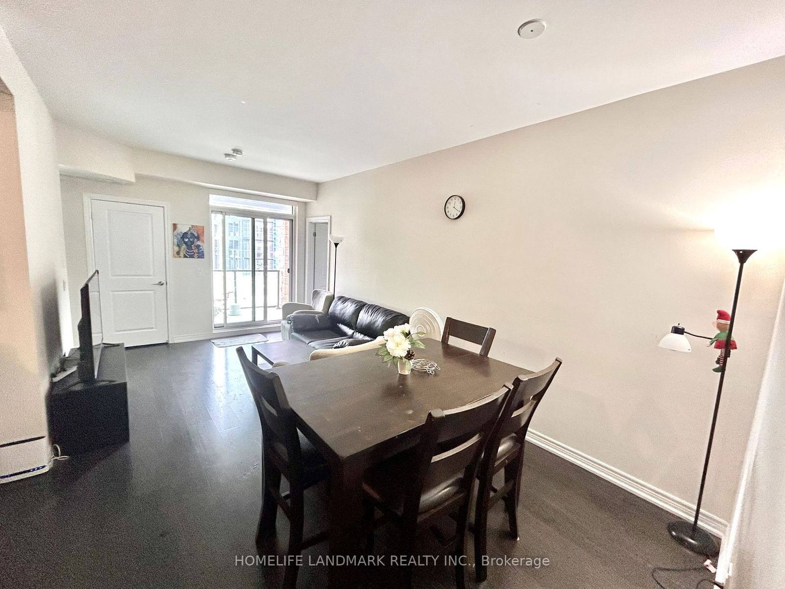 2370 Khalsa Gate, unit 204 for rent - image #7