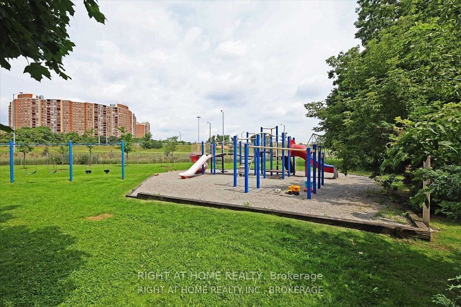 The Grange Condos, Etobicoke, Toronto