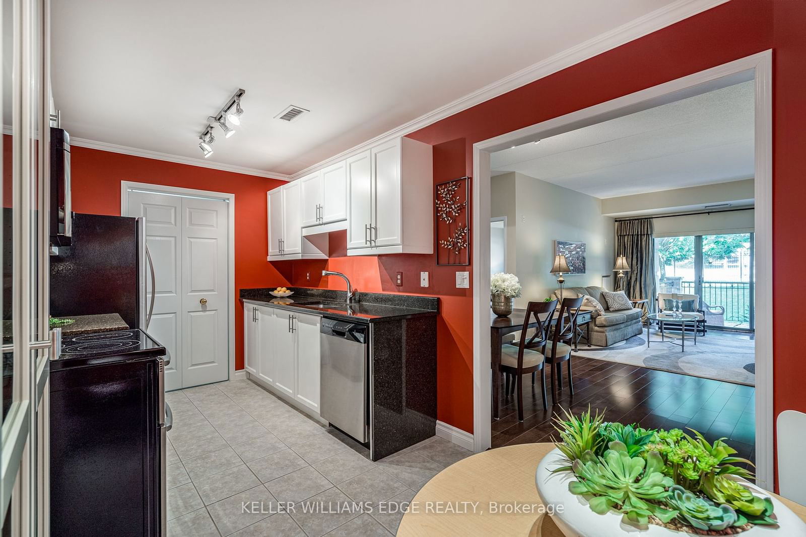 2085 Amherst Heights Dr, unit 106 for sale - image #14