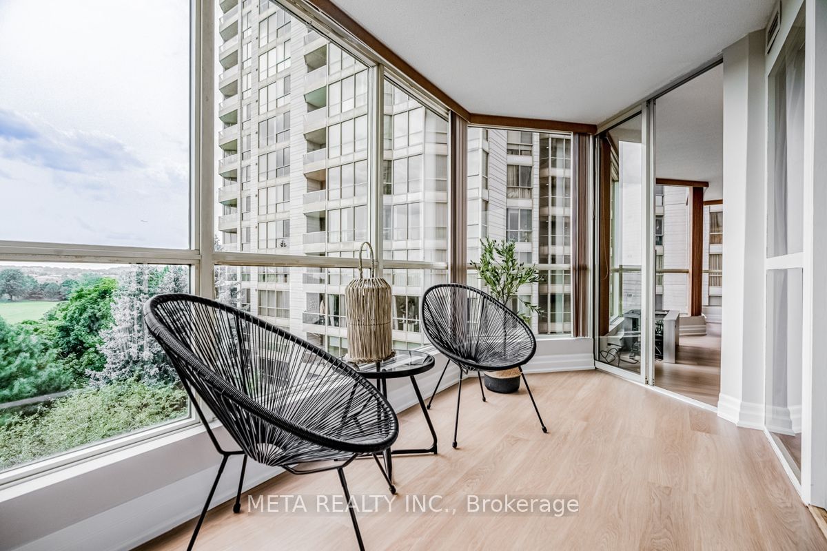 55 Kingsbridge Garden Circ, unit 501 for sale - image #11