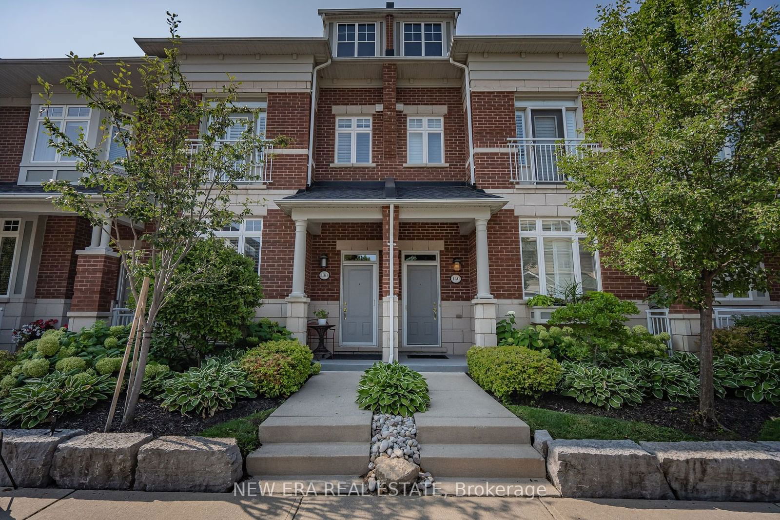 Port Credit Townhomes, Mississauga, Toronto