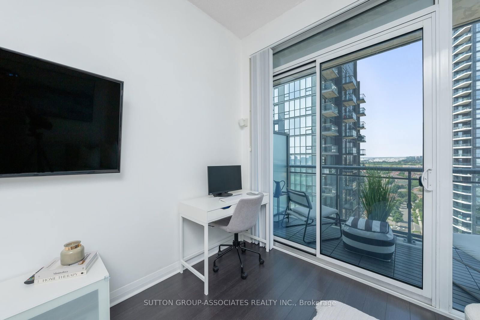 5025 Four Springs Ave, unit 1801 for sale - image #21