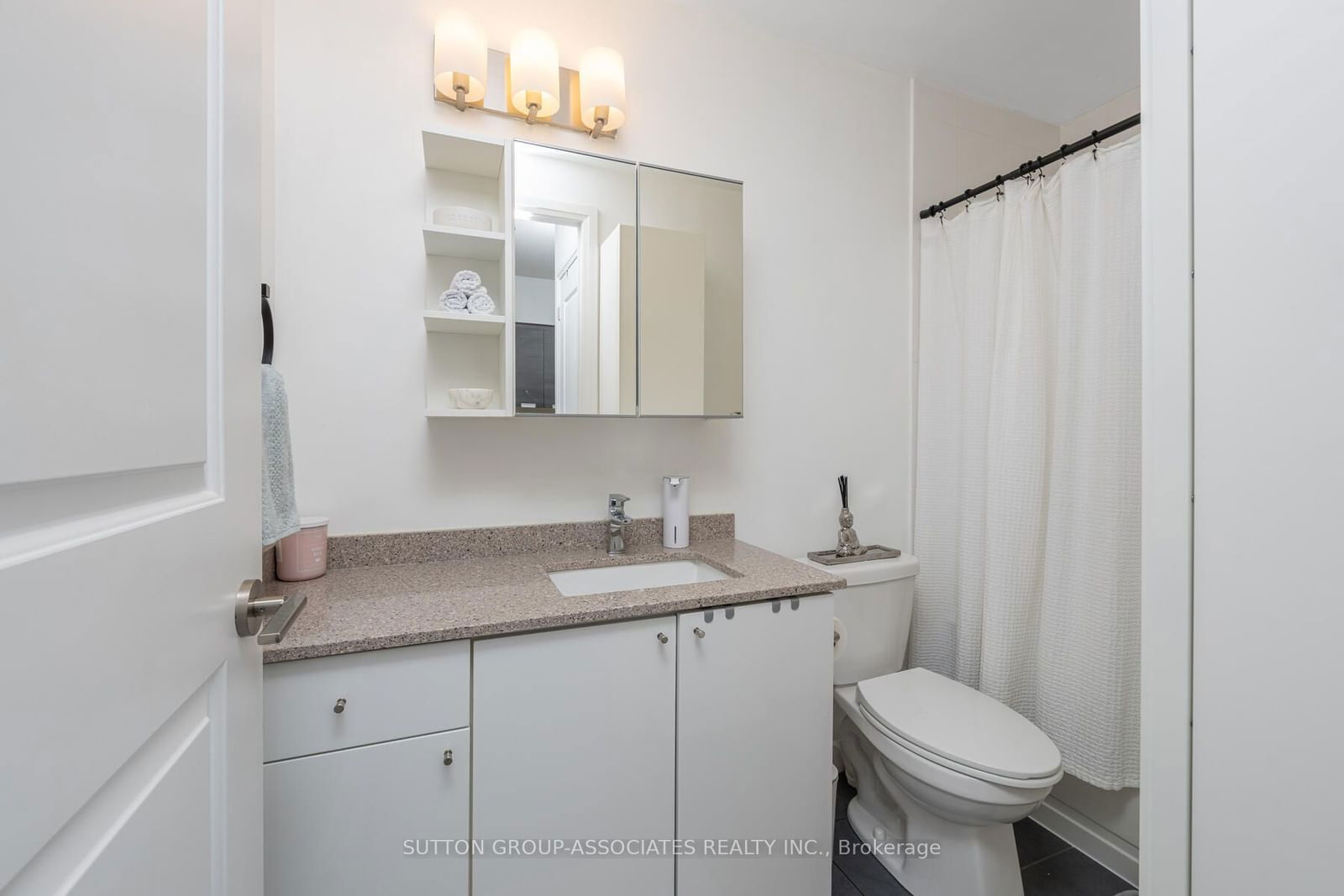 5025 Four Springs Ave, unit 1801 for sale - image #30