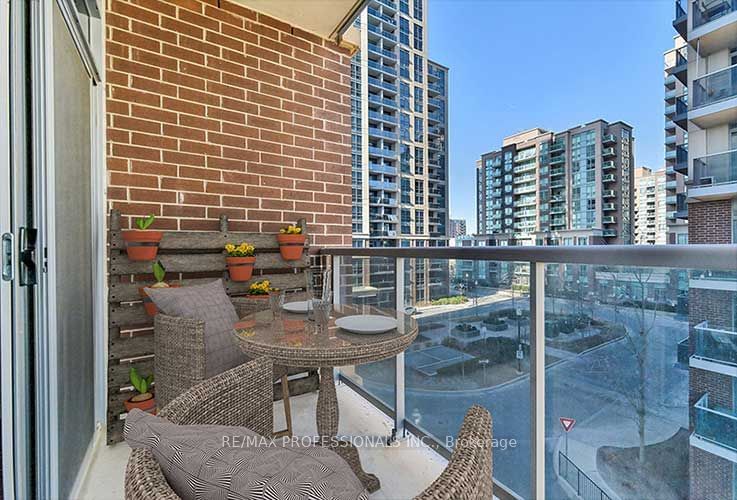 3 Michael Power Pl, unit 402 for sale - image #22