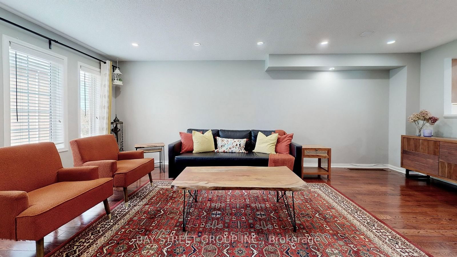 80 Acorn Pl, unit 202 for sale - image #7