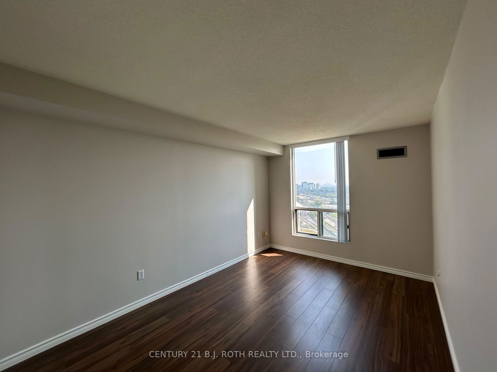 101 Subway Cres, unit 1607 for sale - image #9