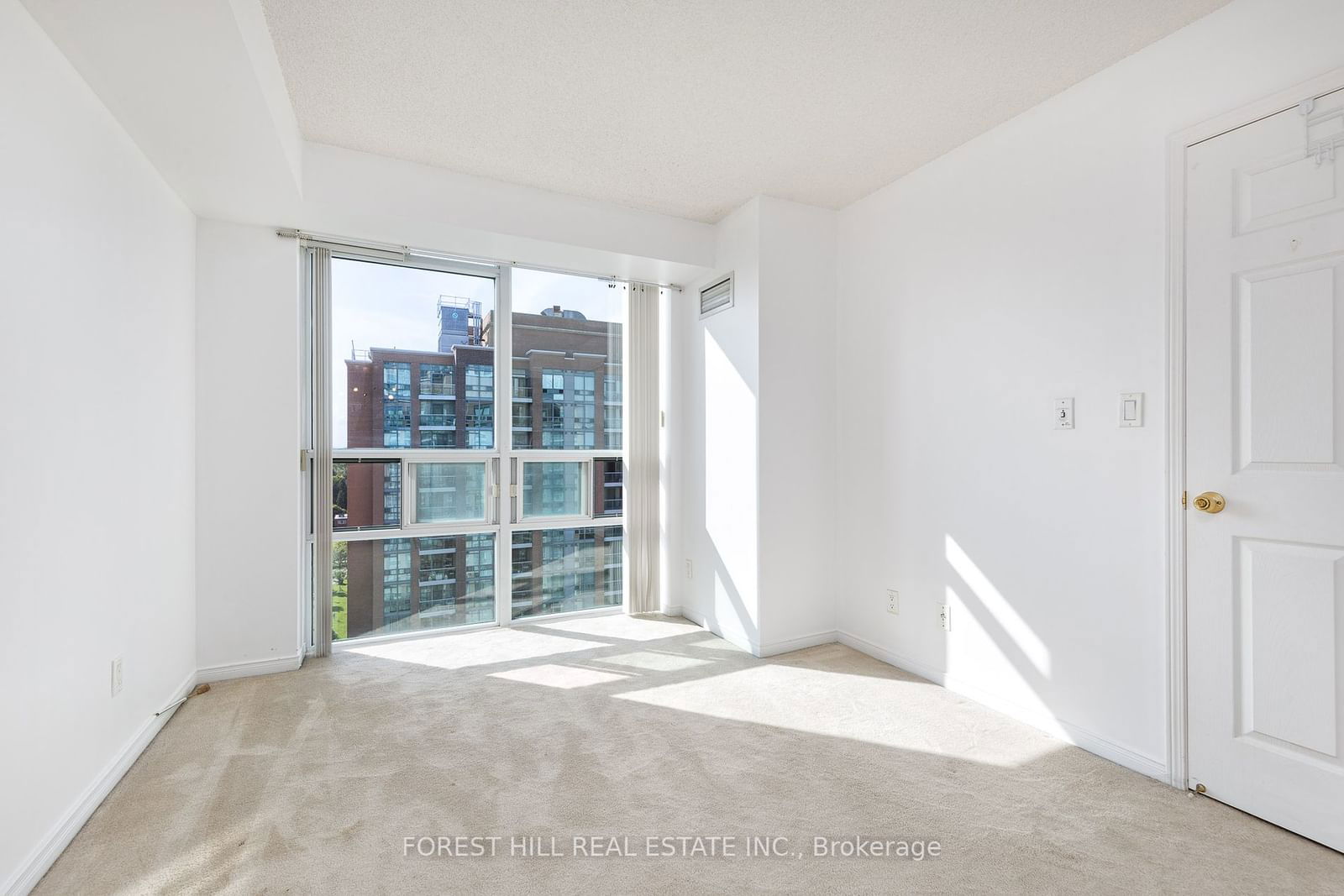 7 Michael Power Pl, unit 1508 for rent