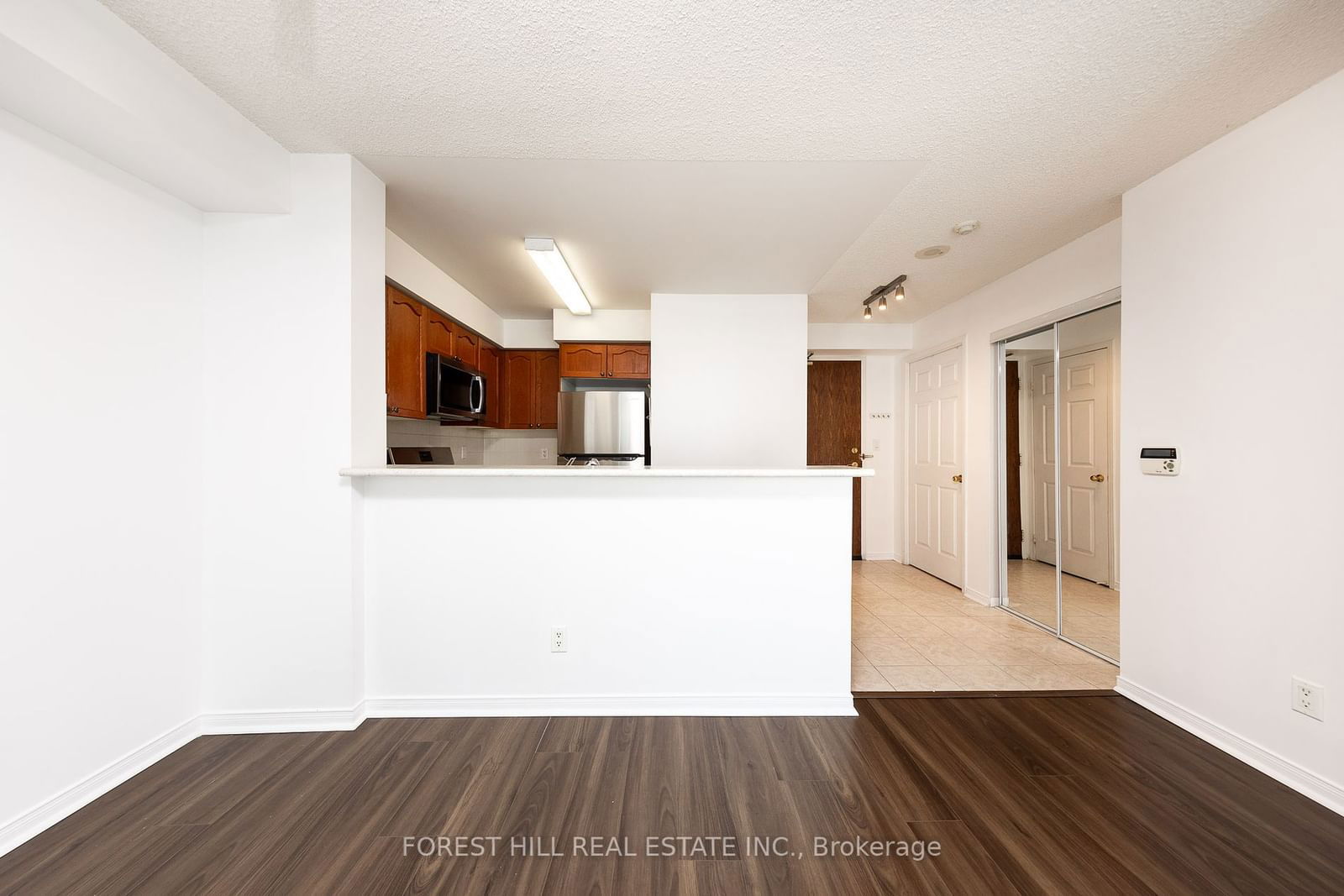 7 Michael Power Pl, unit 1508 for rent