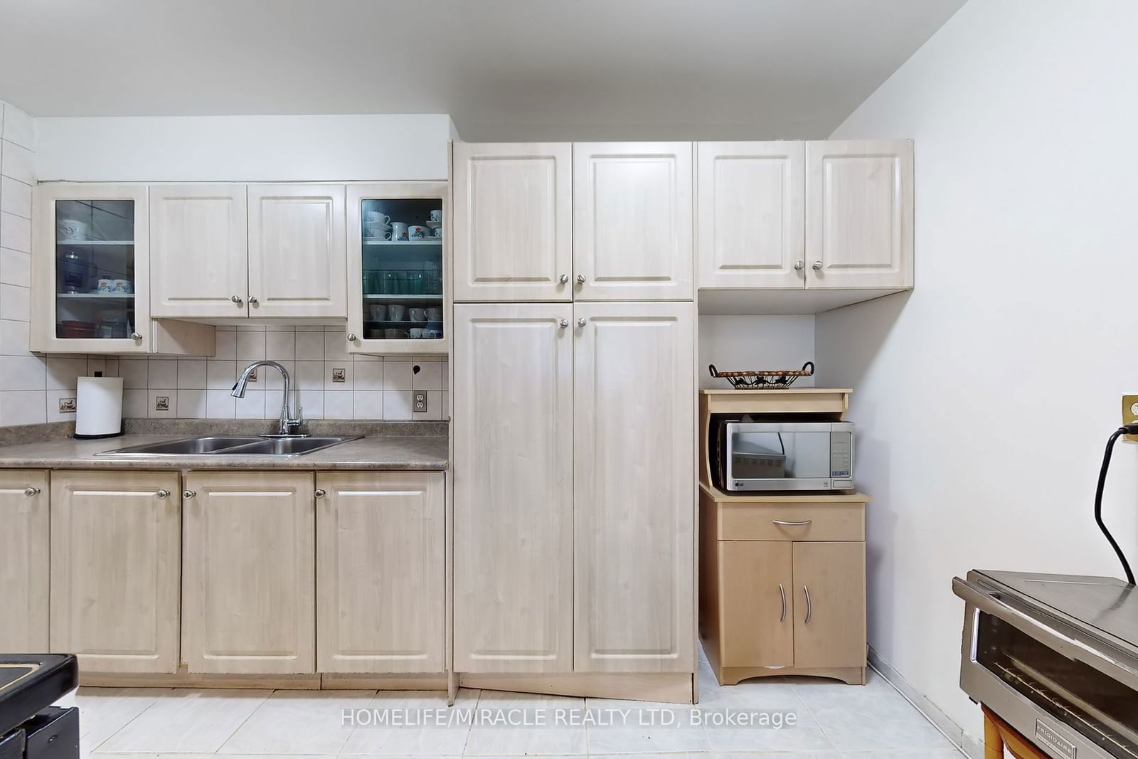 2835 Islington Ave, unit 710 for sale - image #17