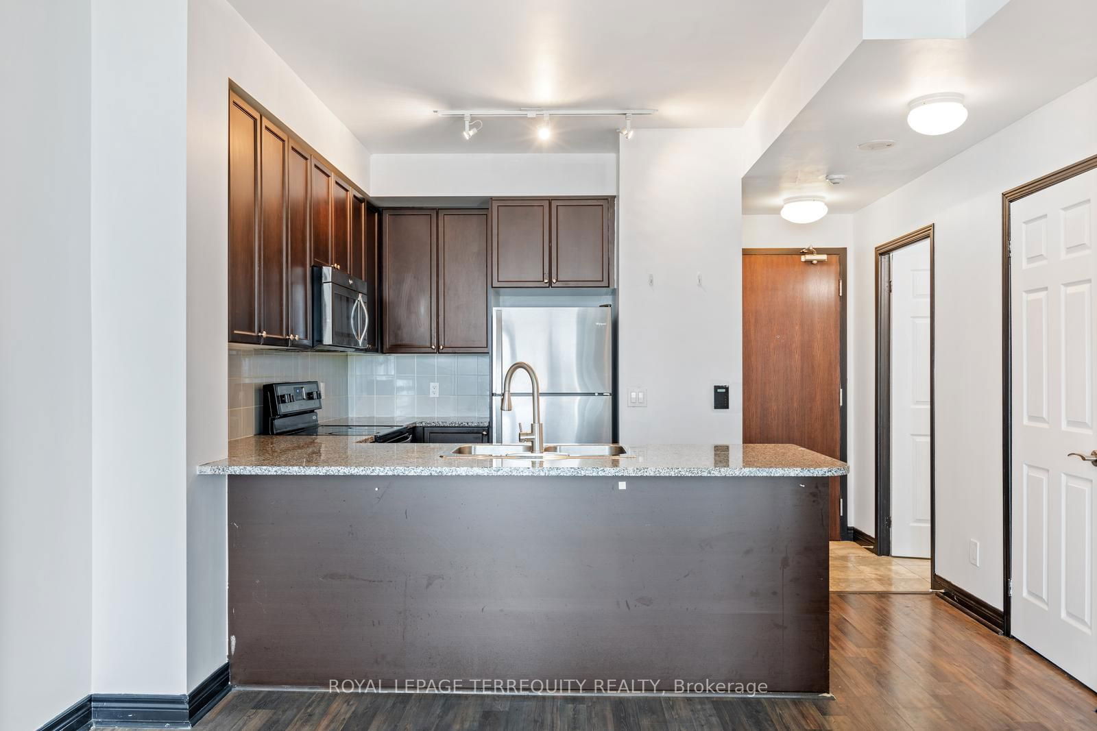 339 Rathburn Rd W, unit 1702 for sale - image #15