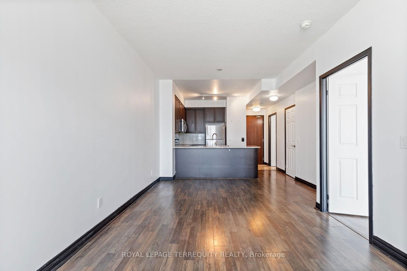 339 Rathburn Rd W, unit 1702 for sale - image #4