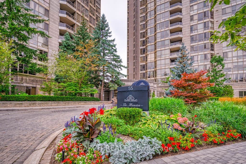 55 Kingsbridge Garden Circ, unit 313 for rent - image #2