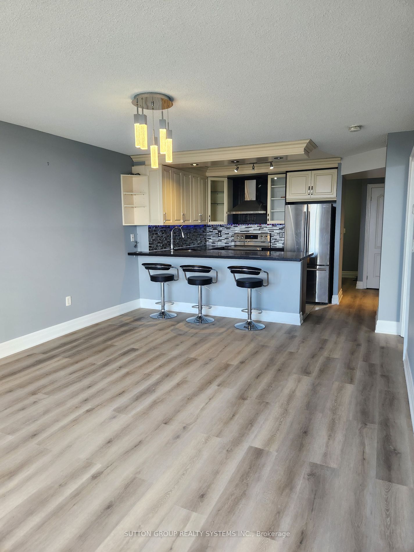 1140 Parkwest Pl, unit 809 for rent - image #7