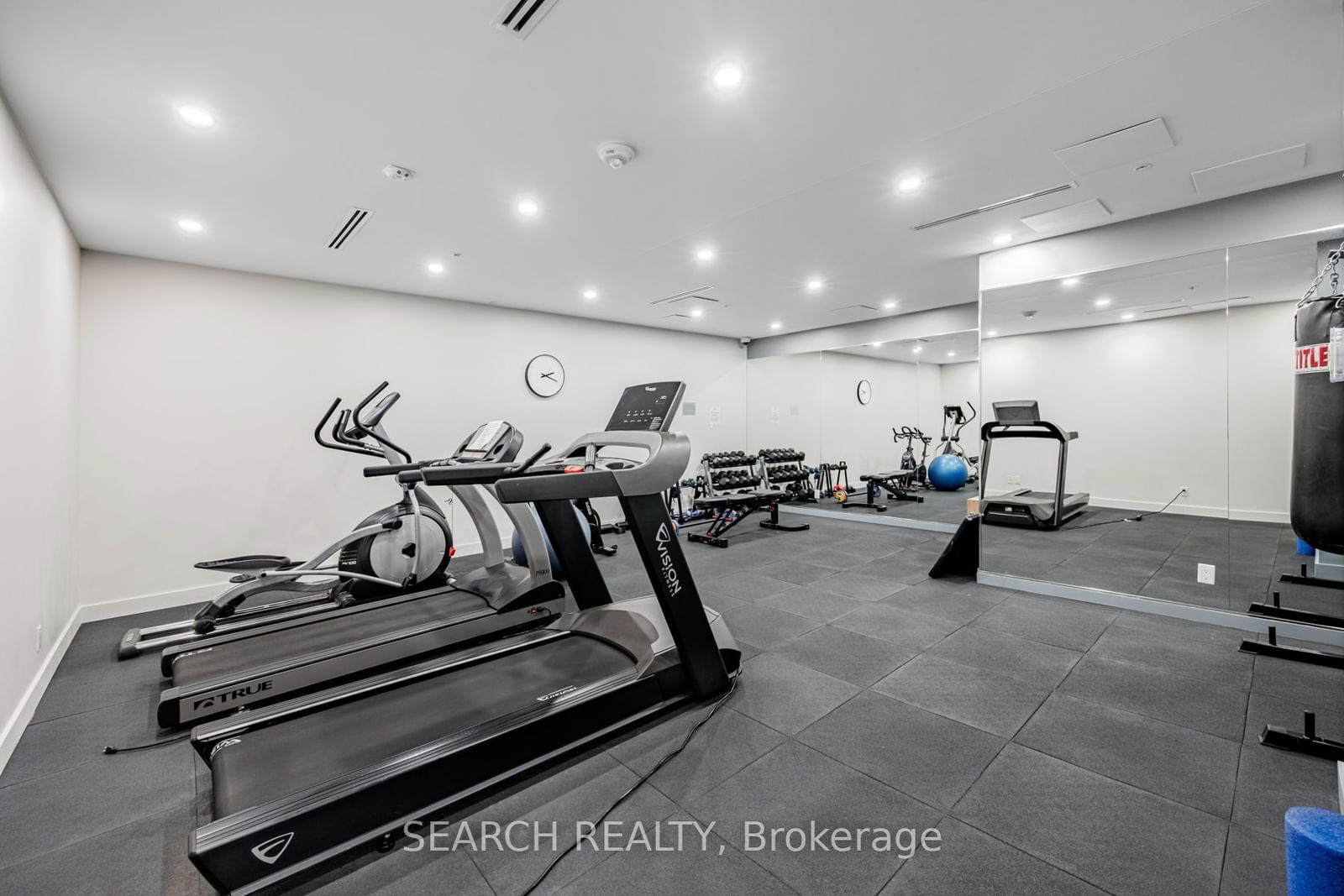 36 Howard Park Ave, unit 303 for sale - image #22