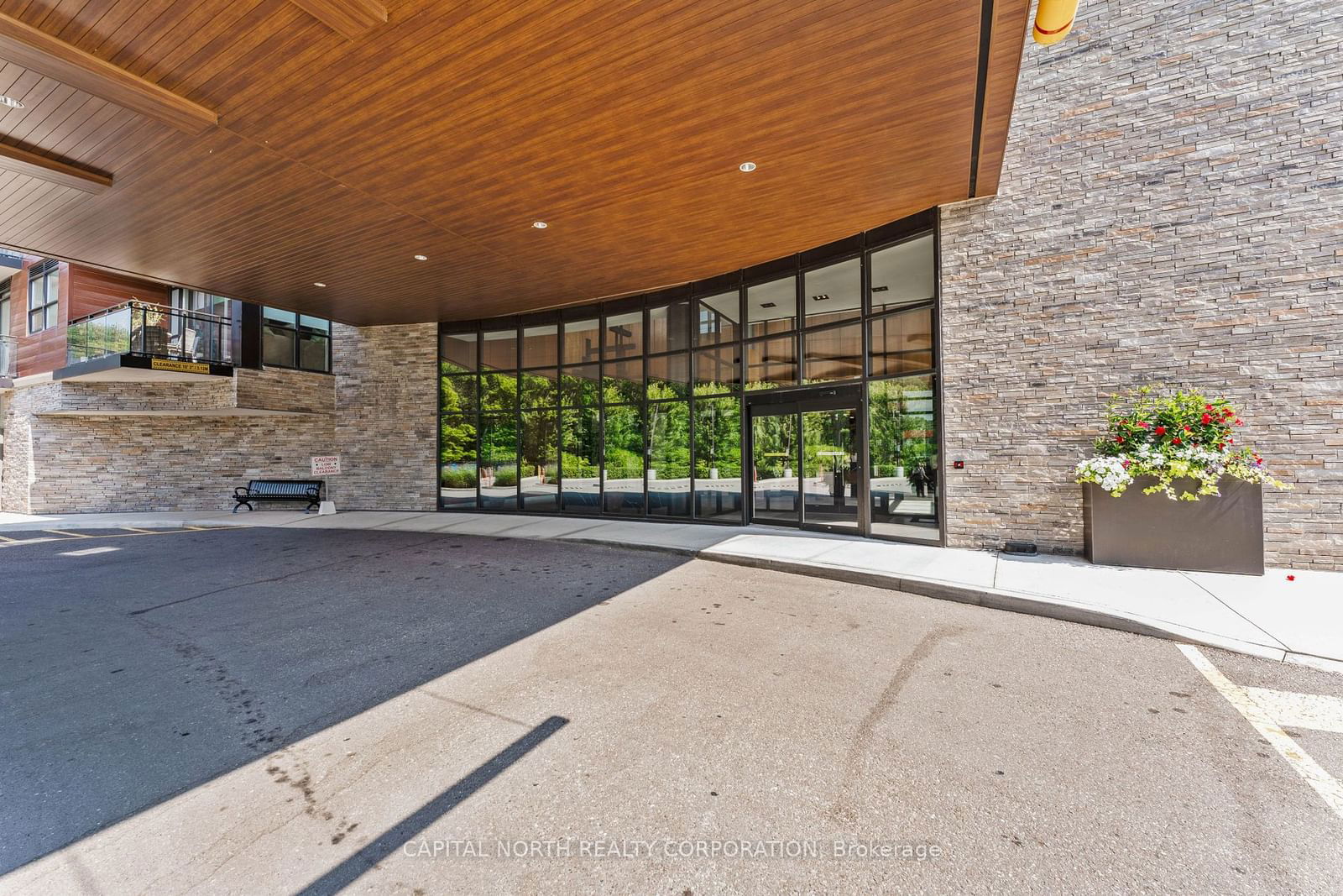 1575 Lakeshore Rd W, unit 270 for sale - image #4