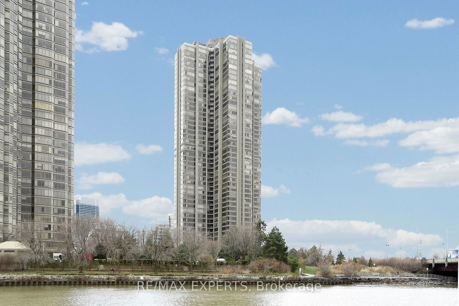 2045 Lakeshore Blvd, unit 1609 for sale - image #1