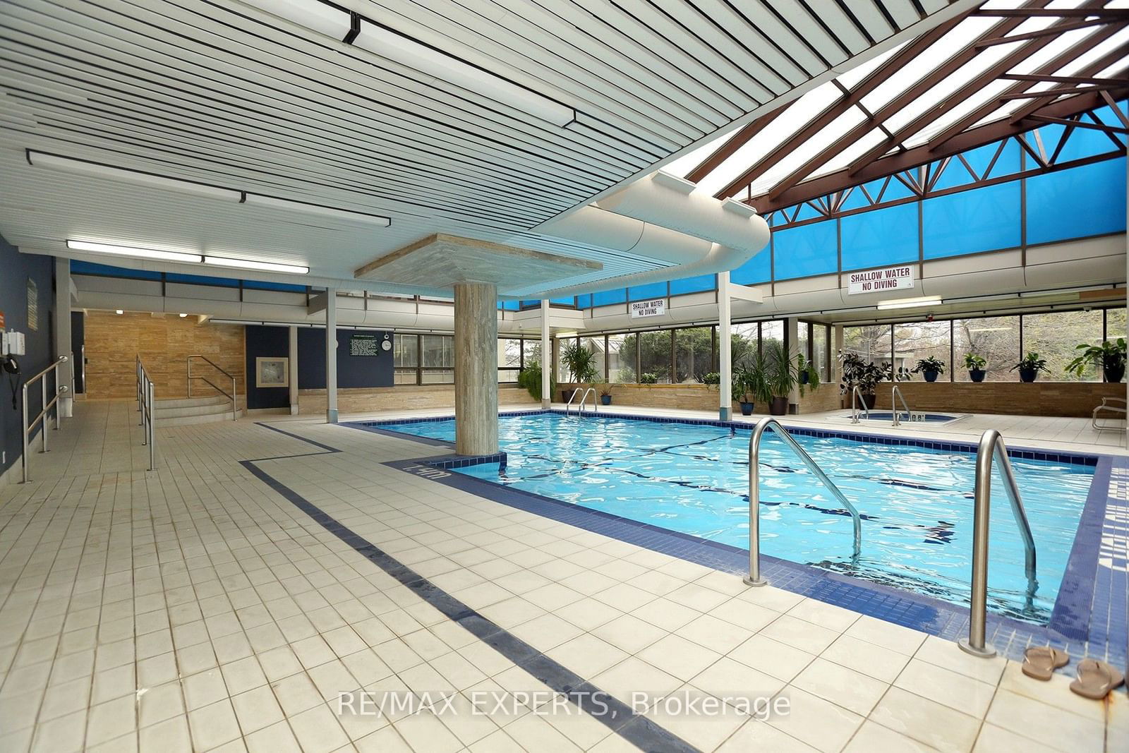 2045 Lakeshore Blvd, unit 1609 for sale - image #20