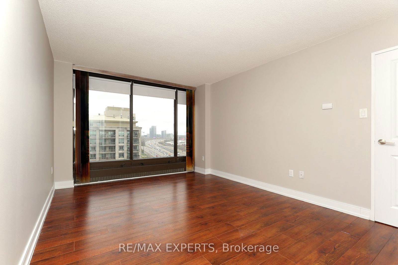 2045 Lake Shore Blvd, unit 1609 for sale