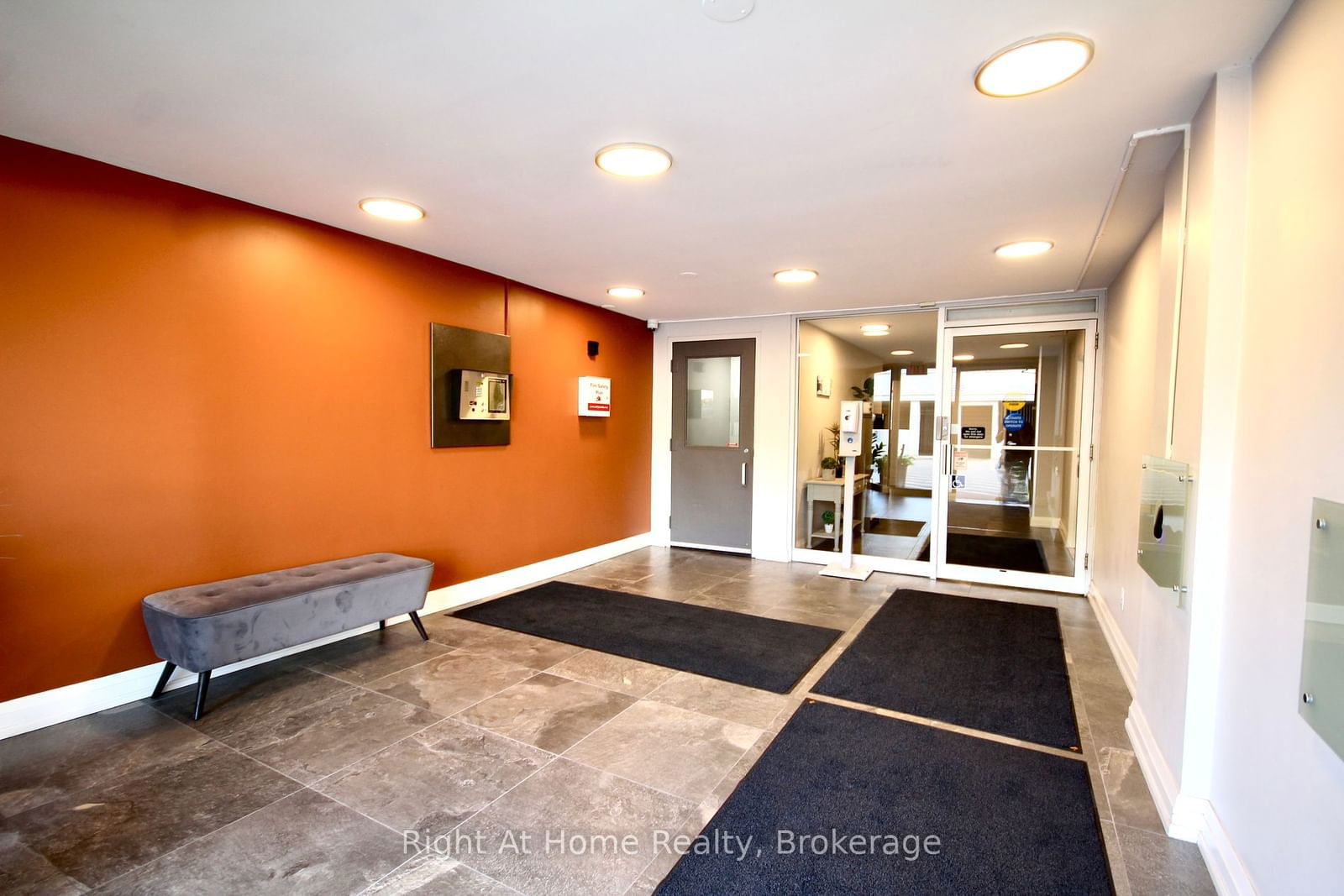 81 Millside Dr, unit 901 for sale - image #22