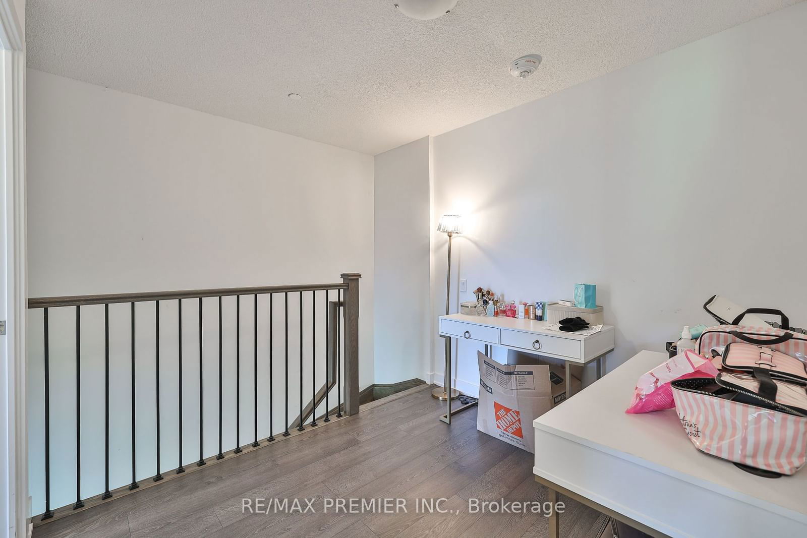 251 Manitoba St, unit 116 for sale - image #15