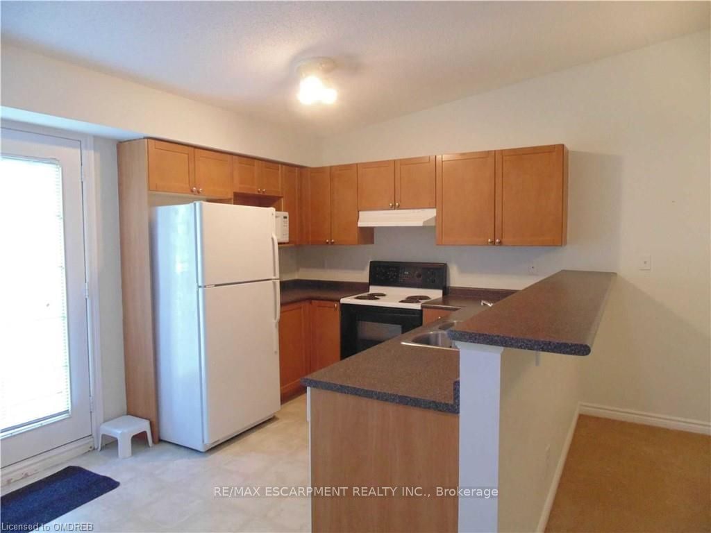 2055 Appleby Line, unit 401 for rent - image #8