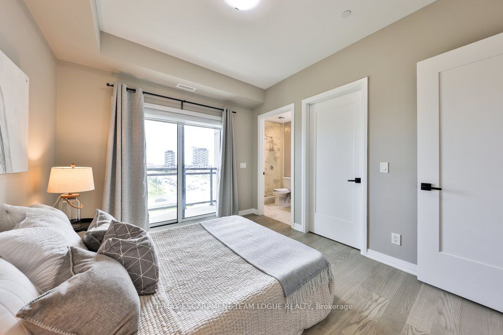 128 GROVEWOOD COMMON, unit 509 for rent - image #18