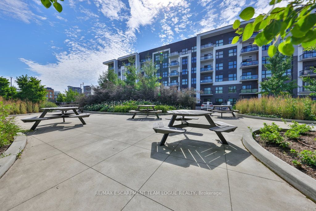 128 GROVEWOOD COMMON, unit 509 for rent - image #36