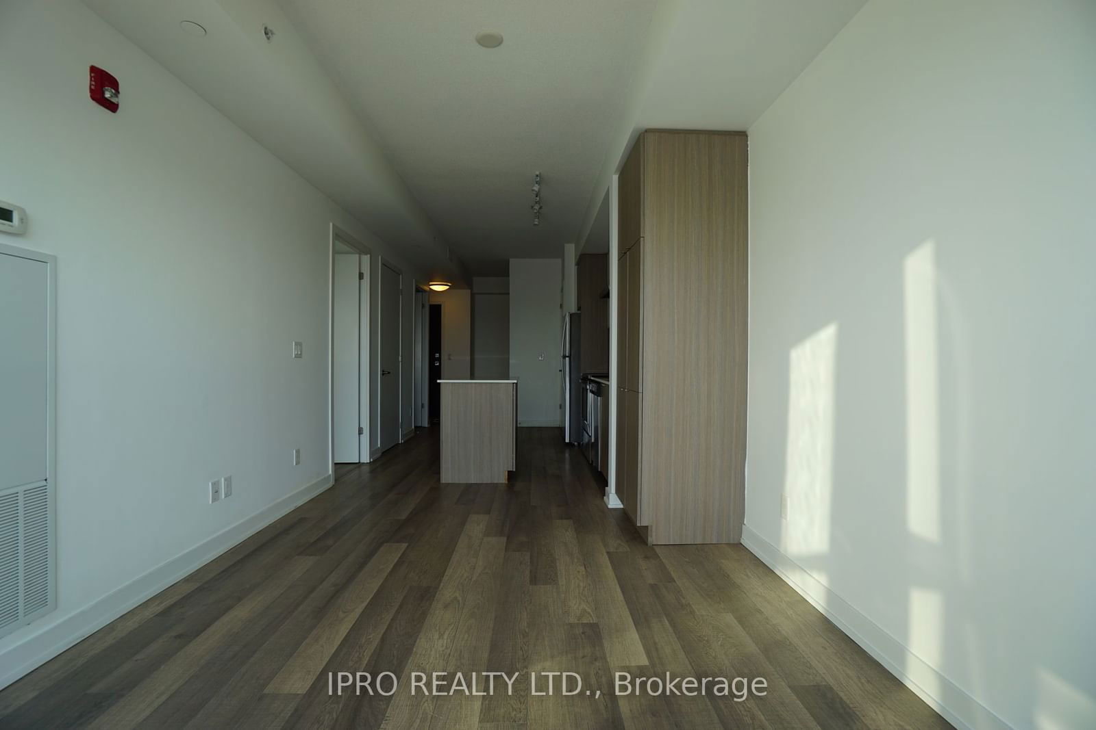 5240 Dundas St, unit B609 for rent - image #10