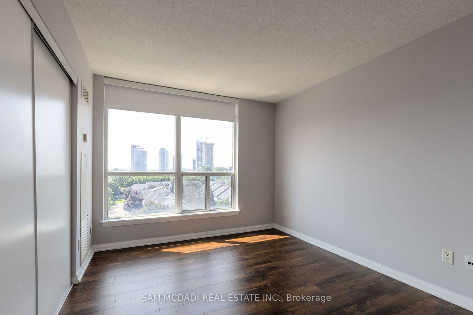 220 Forum Dr, unit 804 for rent - image #10