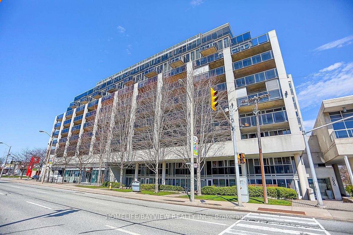 1050 The Queensway, unit 107 for rent