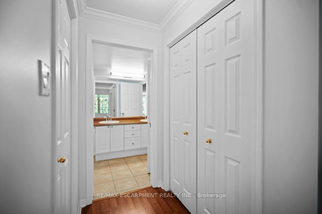 216 Plains Rd W, unit D307 for sale - image #23