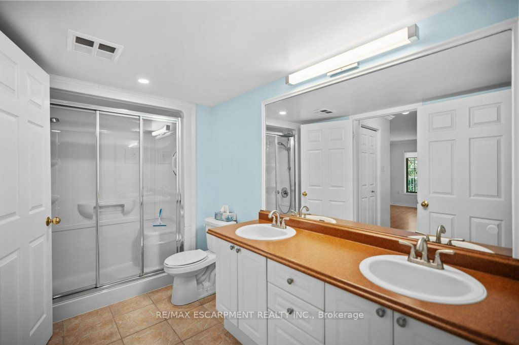 216 Plains Rd W, unit D307 for sale - image #25