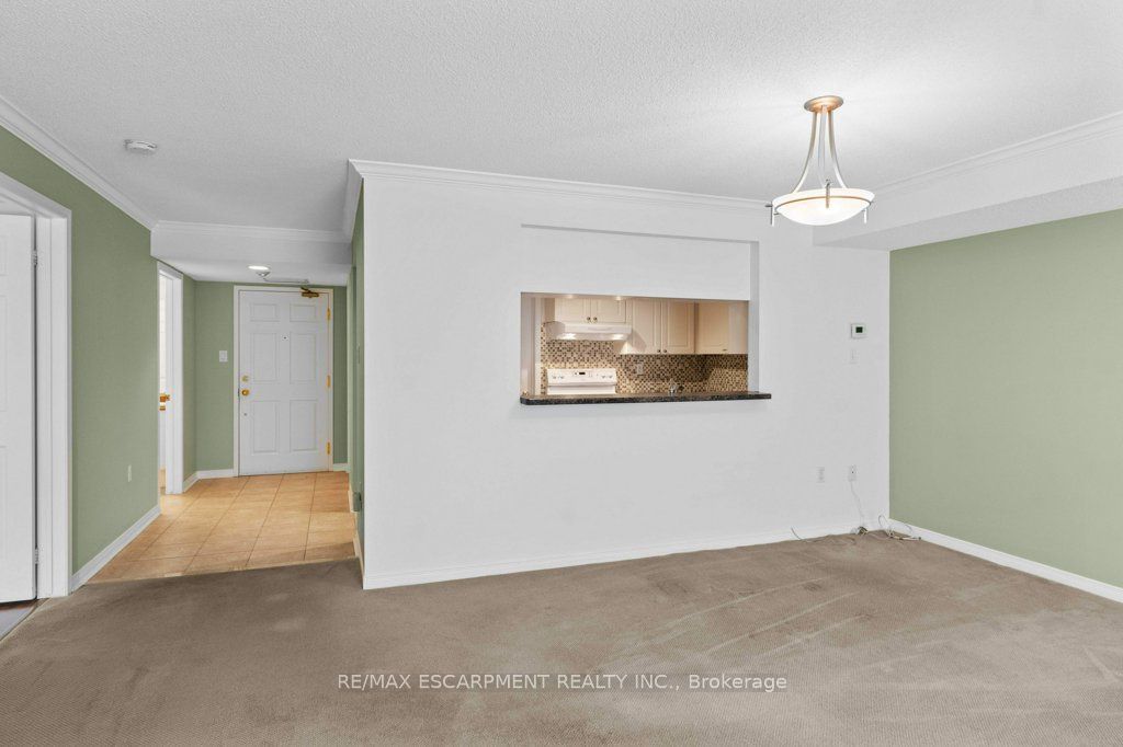 216 Plains Rd W, unit D307 for sale - image #8