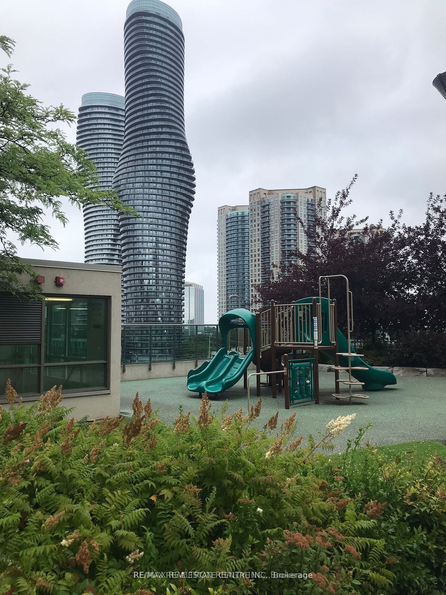 208 Enfield Pl, unit 3301 for rent - image #32