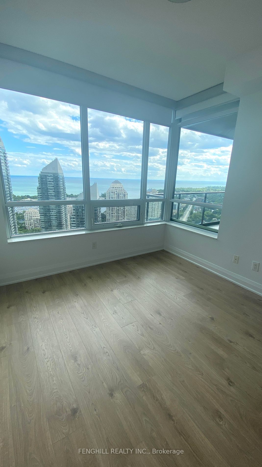 36 Park Lawn Rd, unit 3401 for rent - image #5