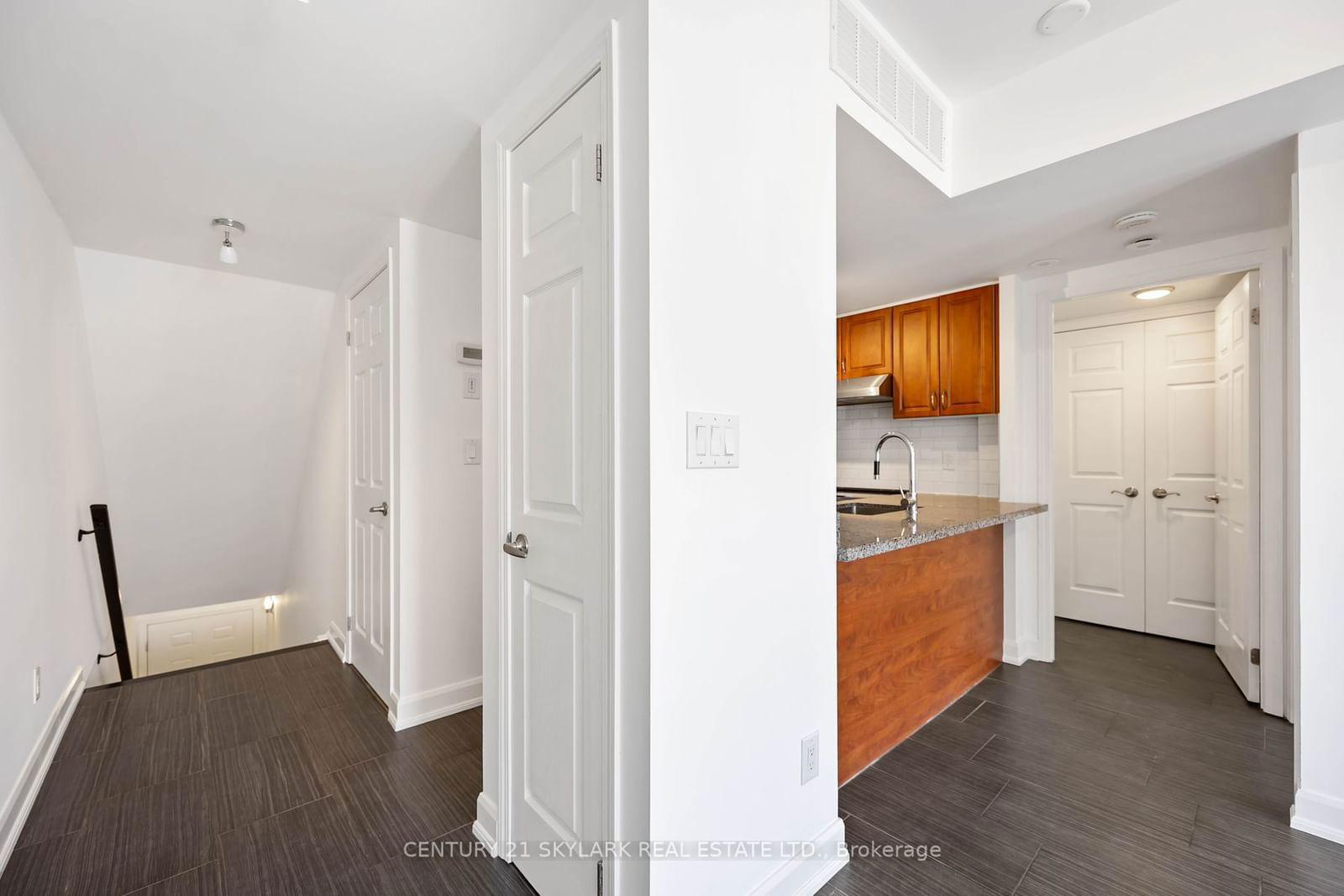 3043 Finch Ave W, unit 2027 for sale - image #5