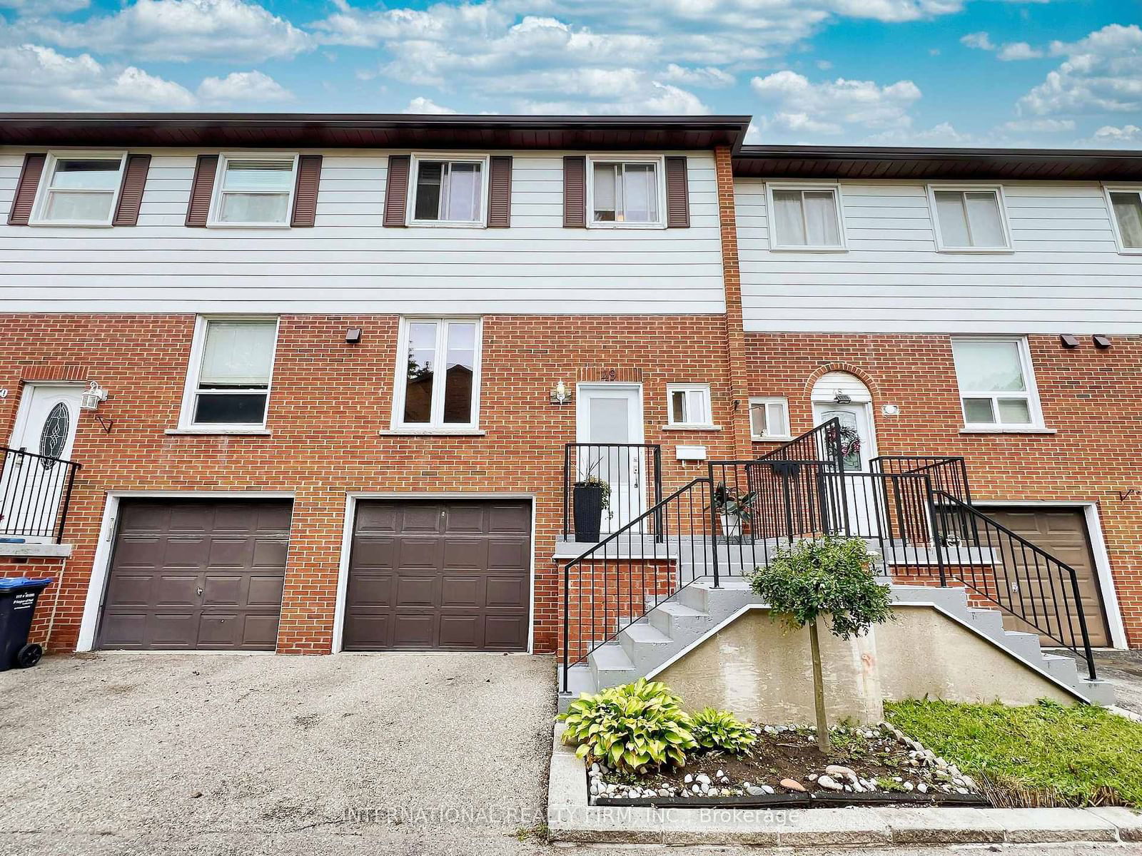 2445 Homelands Drive Townhomes, Mississauga, Toronto