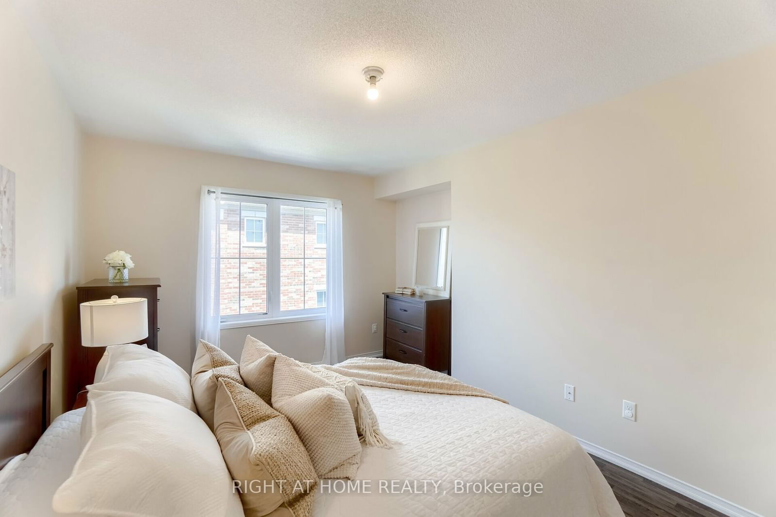 2472 Post Rd, unit 11 for sale - image #24