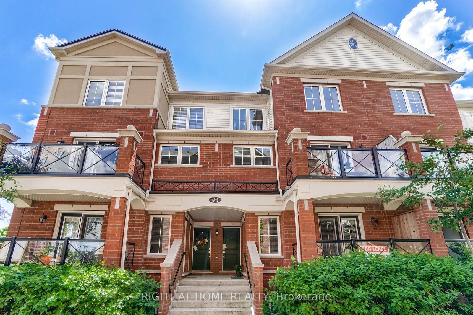 Waterlilies Phase 3 Townhomes, Oakville, Toronto