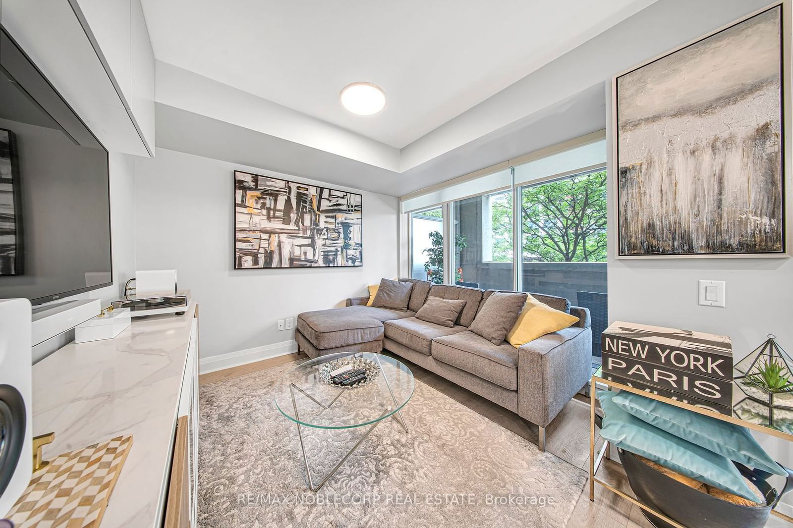 1050 The Queensway, unit 208 for sale - image #13