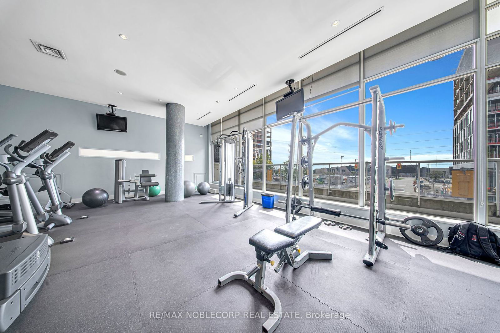 1050 The Queensway, unit 208 for sale - image #36