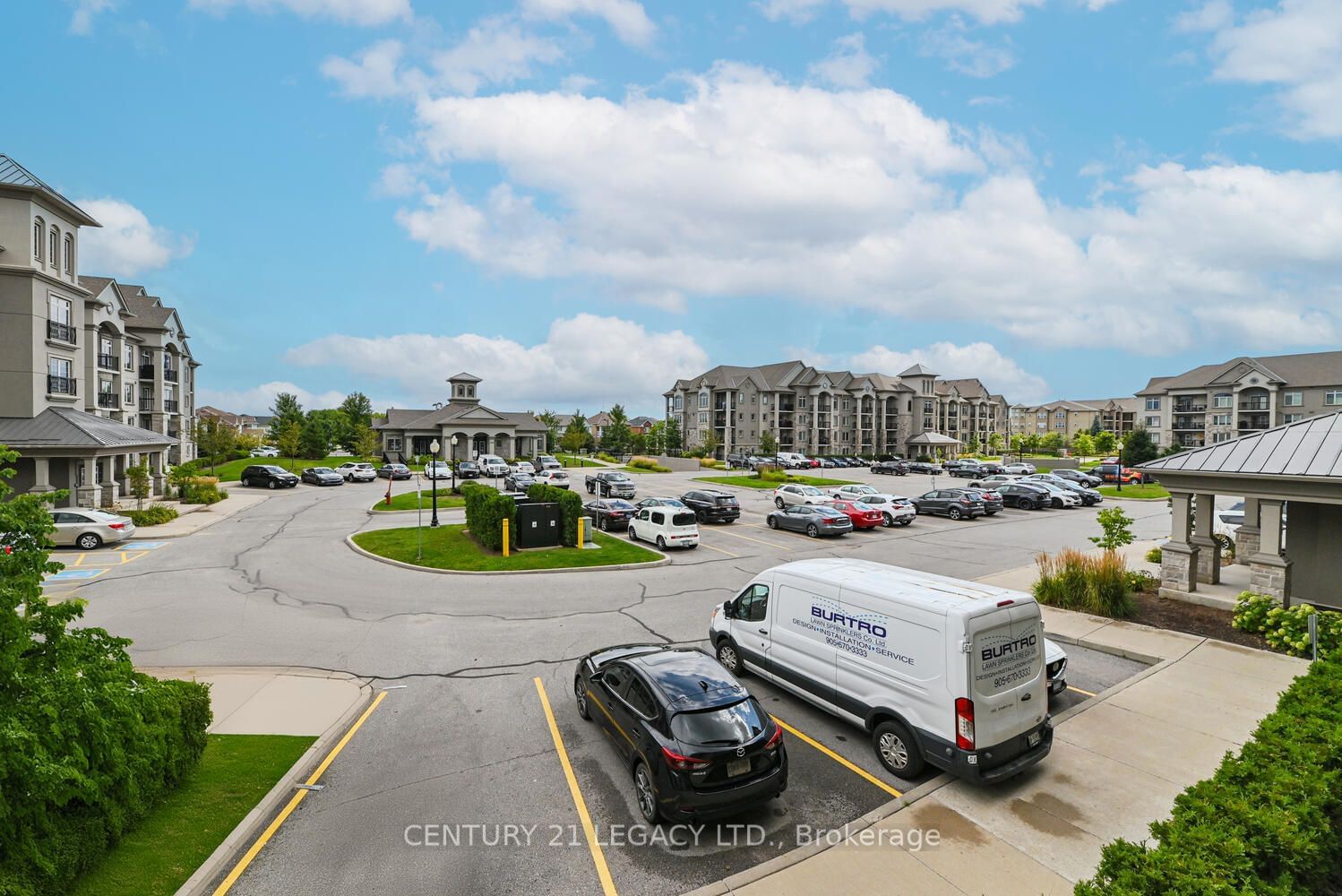 The Courtyards on Main Condos, Milton, Toronto