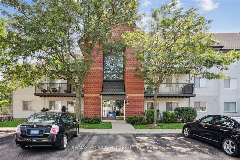 1450 Glen Abbey Gate, unit 312 for sale - image #1