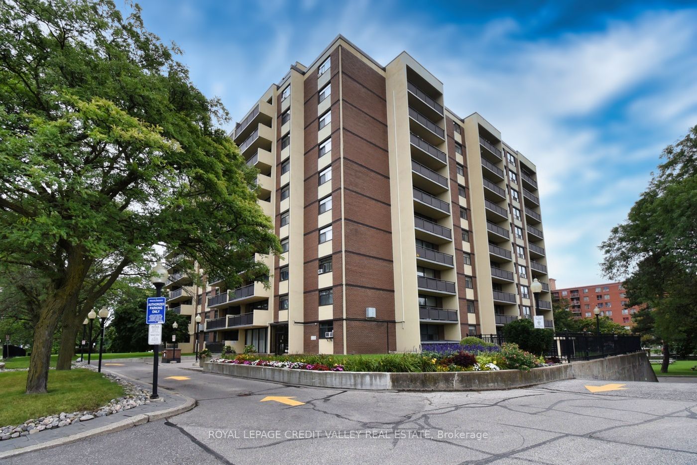 5 Frith Rd, unit 410 for sale - image #1