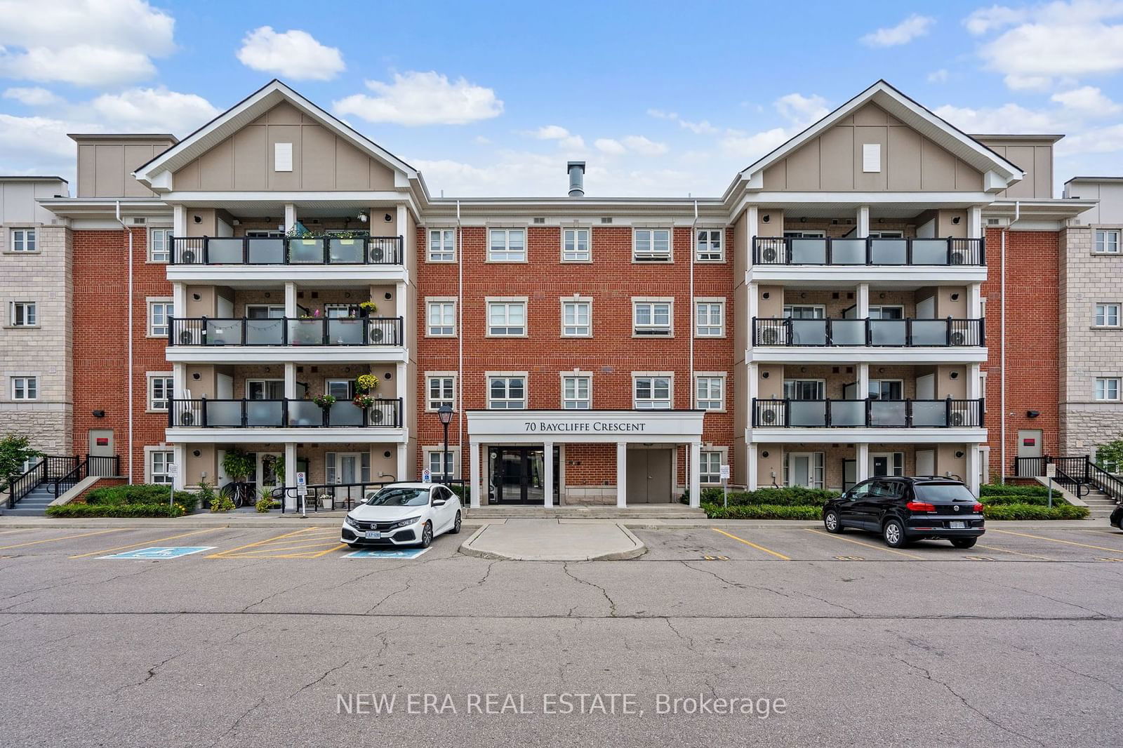 70 Baycliffe Cres, unit 212 for sale - image #1