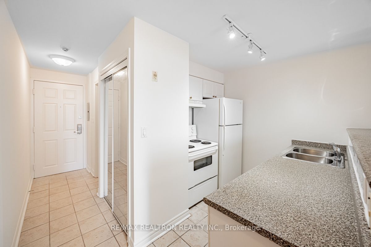 1401 Dupont St, unit 227 for rent