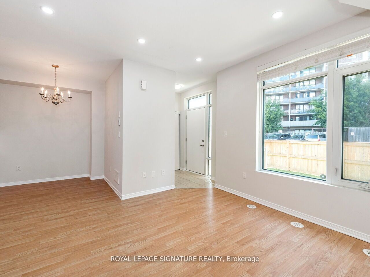 35 Applewood Lane, unit 61 for sale - image #5