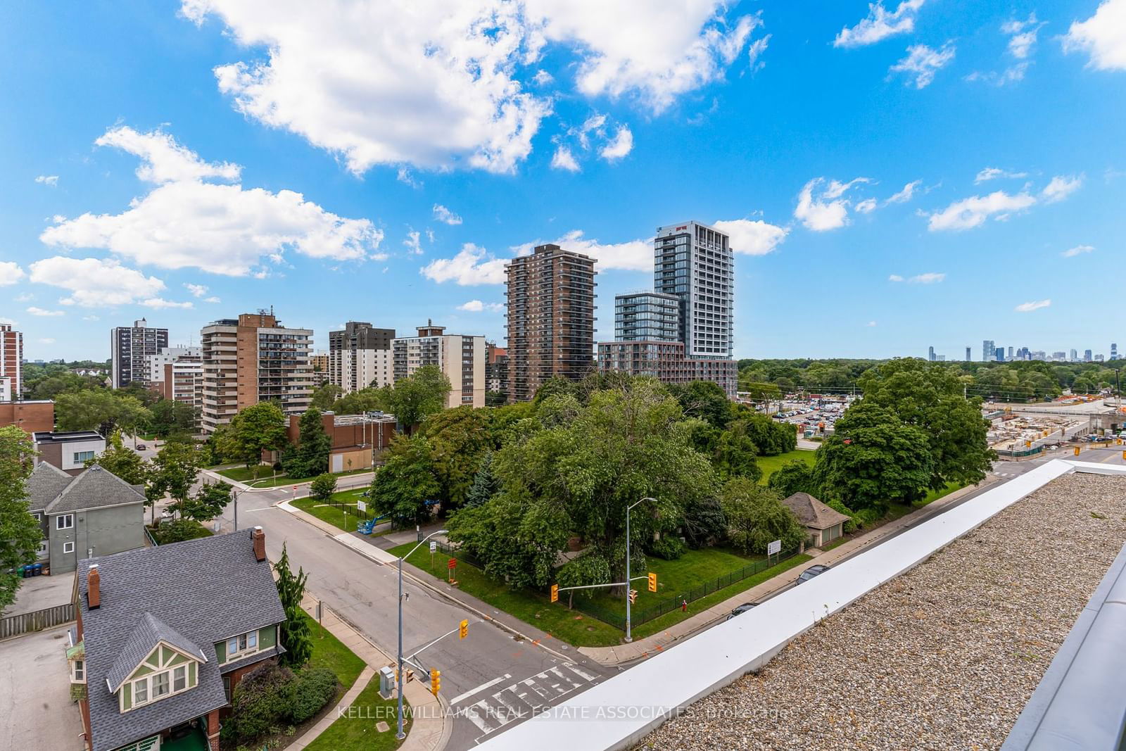 1 Hurontario St, unit 208 for sale - image #35